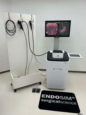 バーチャルリアリティ気管支・消化器内視鏡トレーニングシミュレータ