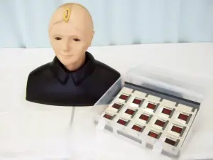 眼底診察シミュレータ EYE